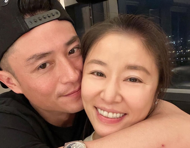 Lâm Tâm Như đón sinh nhật hạnh phúc trong vòng tay ngọt ngào của ông xã