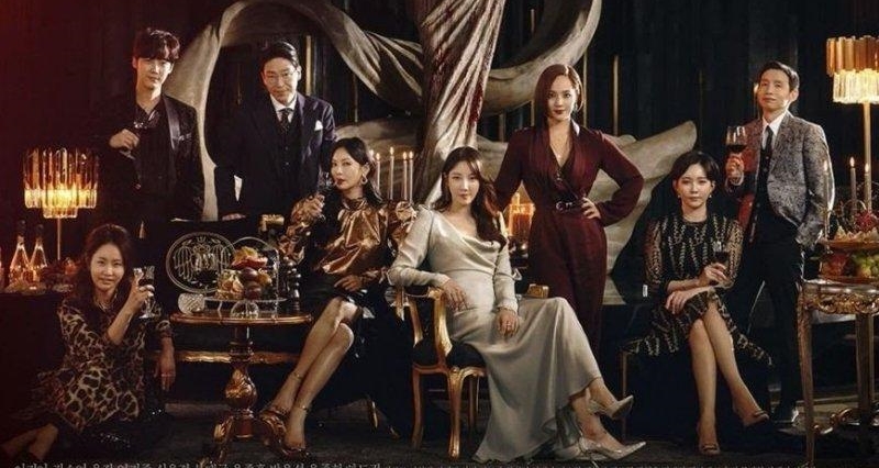 “Penthouse” chính thức trở lại vào hôm nay, "bà cả" Lee Ji Ah vẫn vắng bóng trong poster của phim