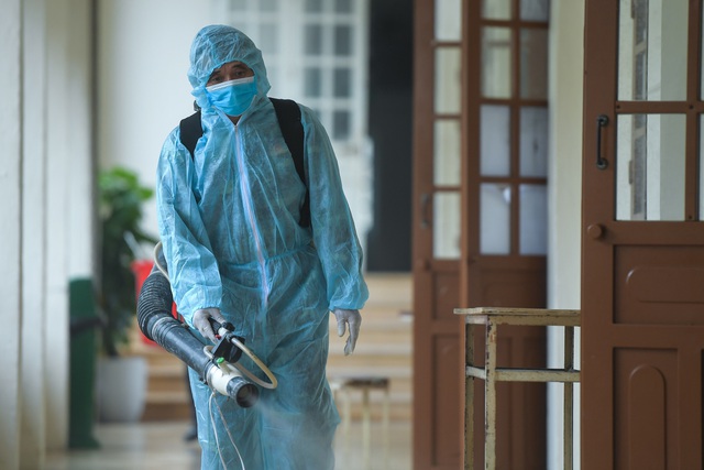 Thêm 2 trường học ở Hà Nội nghỉ học vì có phụ huynh mắc Covid-19