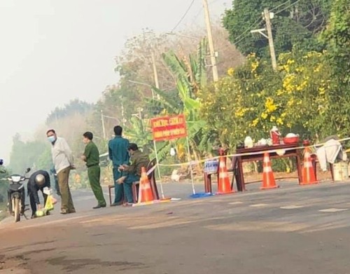 Tuyến đường ở xã An Bình, huyện Phú Giáo bị phong tỏa