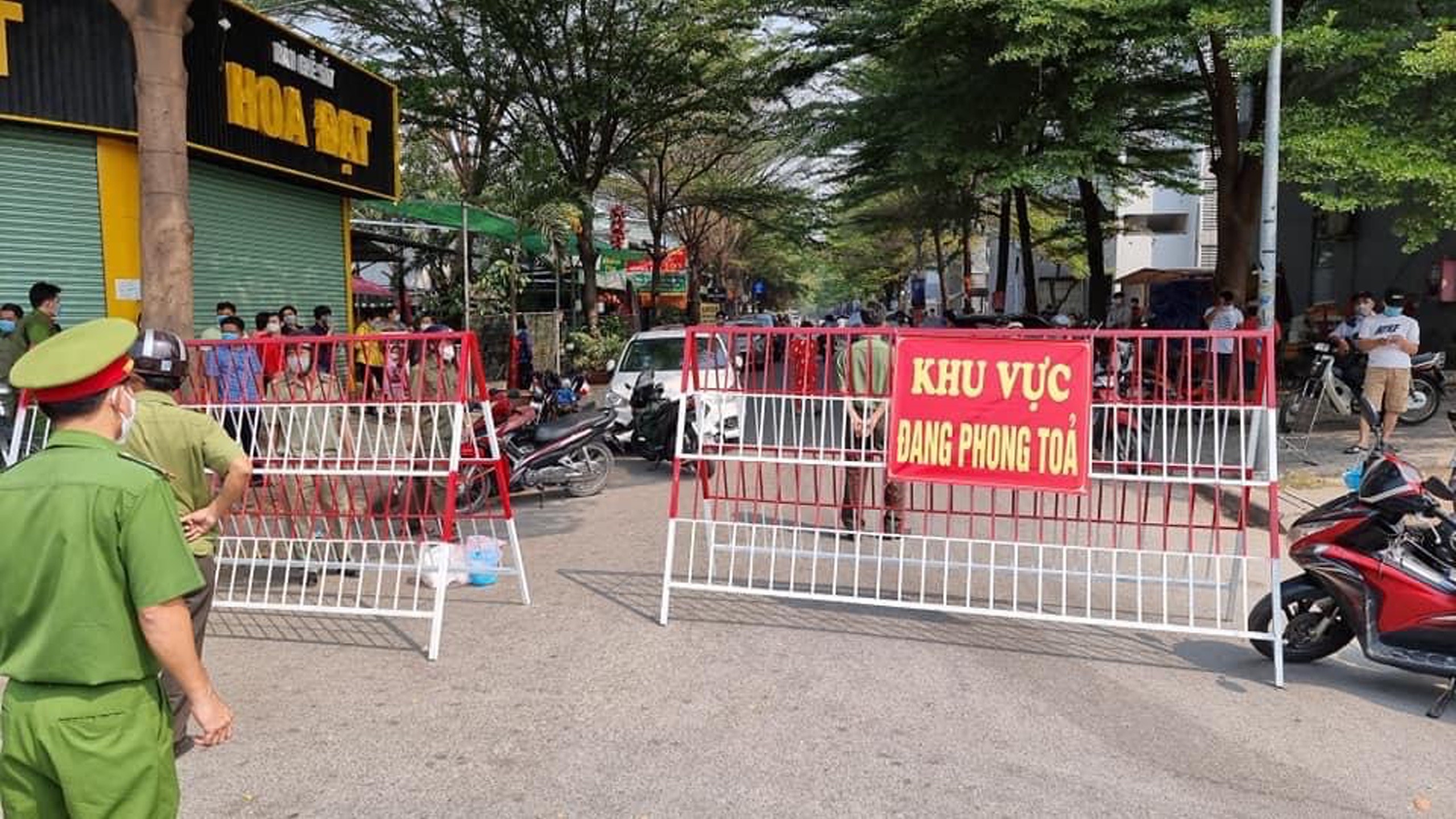 Tối 6/2, Việt Nam ghi nhận thêm 5 ca mắc Covid-19 mới