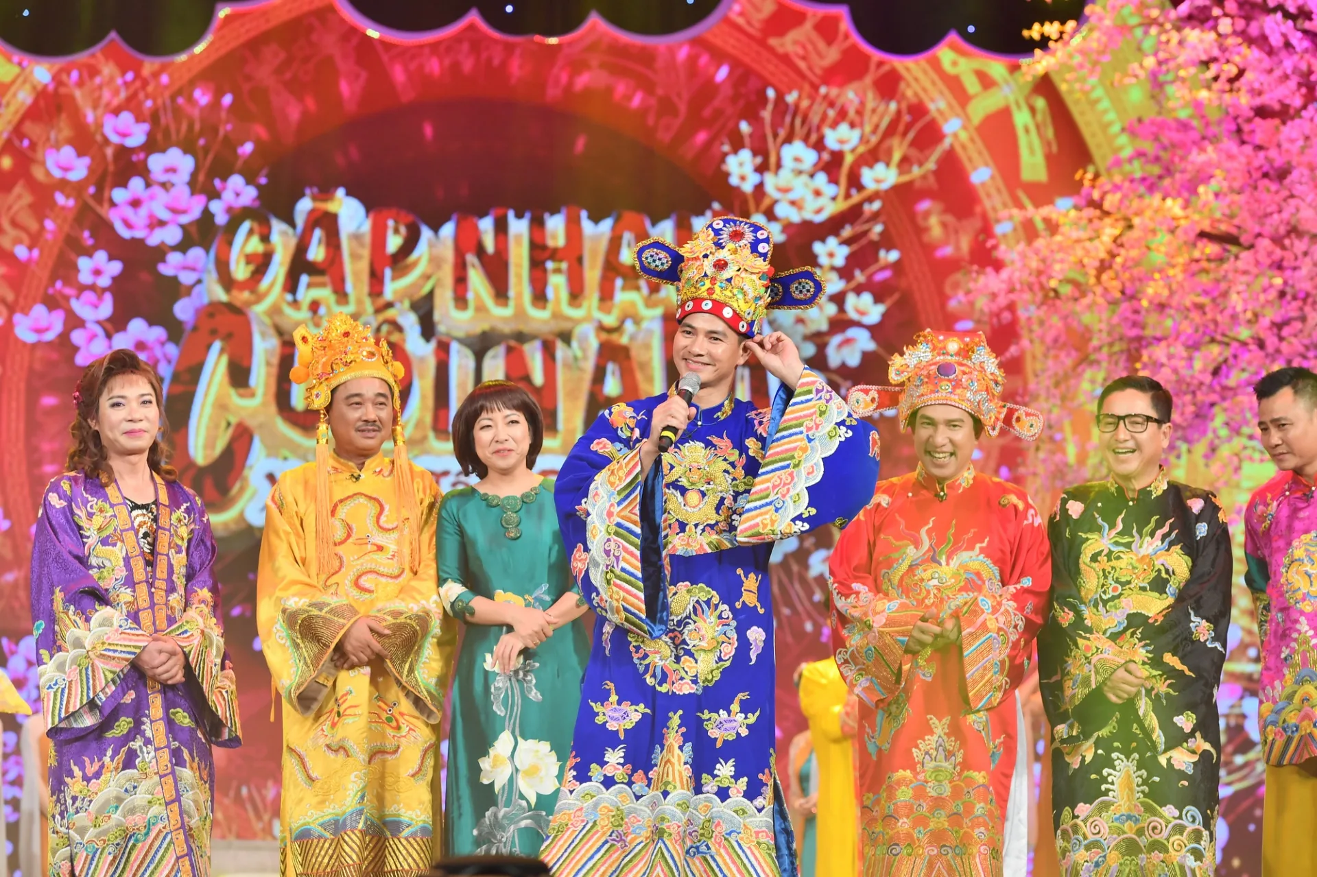 NSƯT Xuân Bắc gây 