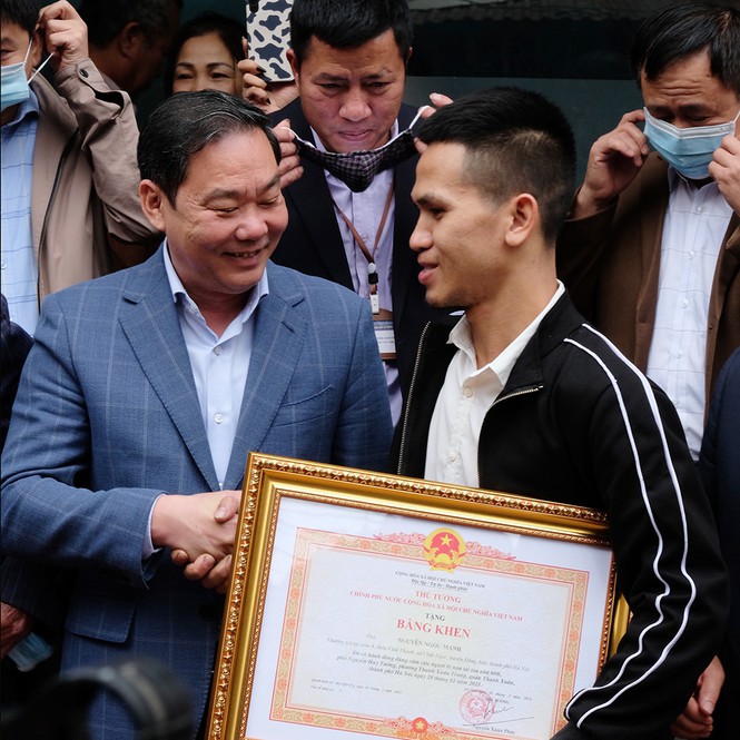 Anh Nguyễn Ngọc Mạnh đã đem toàn bộ số tiền được ủng hộ đi từ thiện