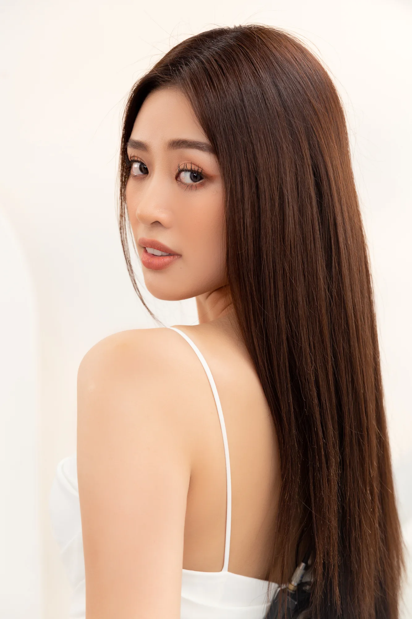 Hoa hậu Khánh Vân bật khóc nức nở vì bị chê trước thềm tham dự Miss Universe - Ảnh 5