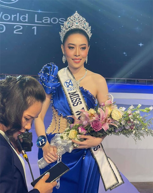 Khoảnh khắc đăng quang của Tân Hoa hậu Thế giới Lào
