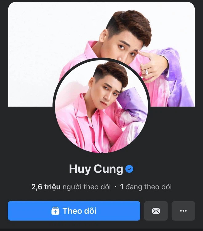Trang facebook chính thức với hơn 2,6 triệu người theo dõi của Huy Cung chỉ follow duy nhất 1 người.