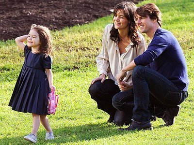 Gia đình hạnh phúc một thời của Katie Holmes và Tom Cruise