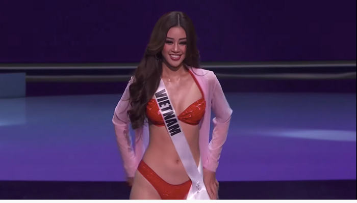 Thân hình chuẩn chính 'gây sốt' của Khánh Vân trên sân khấu Miss Universe