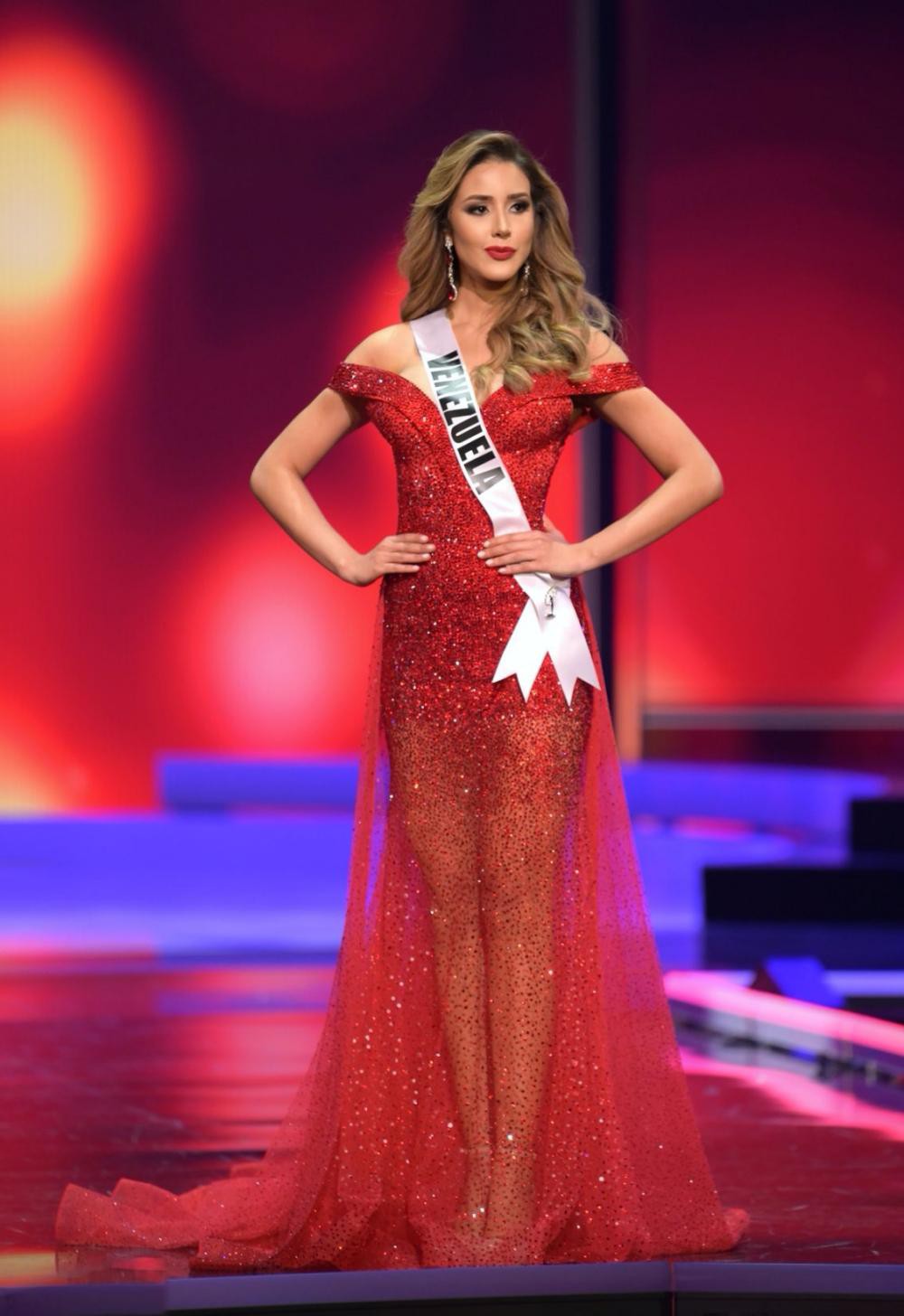 Vị trí thứ 8 tiếp tục thuộc về một đại diện đến từ Mỹ Latinh, Hoa hậu Venezuela Mariangel Villasmil.
