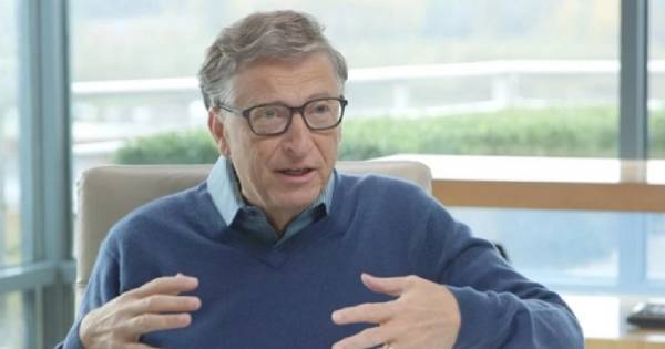 Bill Gates bị buộc phải rời hội đồng quản trị Microsoft do có quan hệ tình ái với nhân viên