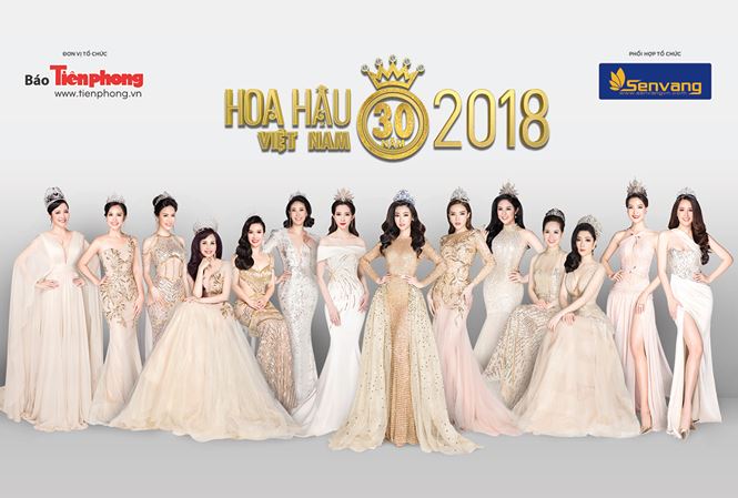 14 Hoa hậu cùng góp mặt trong bộ ảnh kỷ niệm 30 năm cuộc thi Hoa hậu Việt Nam được chụp vào năm 2018. Hoa hậu Thu Thủy đứng thứ 3, từ trái sang