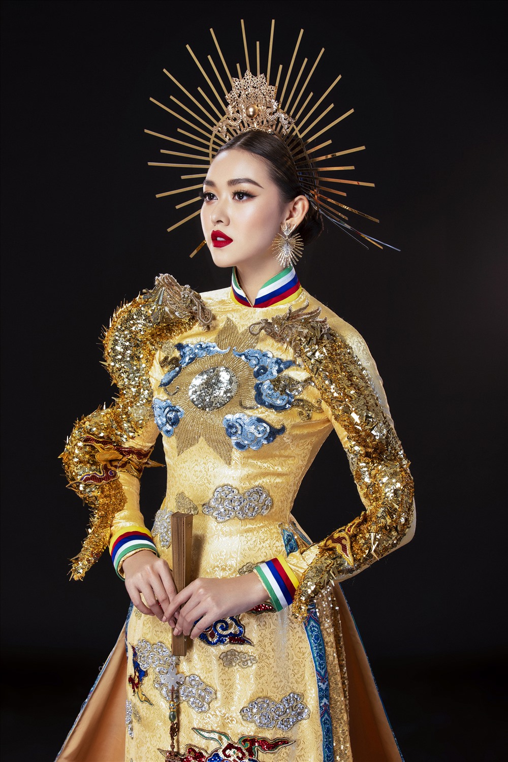 Không kém cạnh Lương Thùy Linh hay Kiều Loan, Á hậu Tường San cũng lọt top 8 chung cuộc Miss International