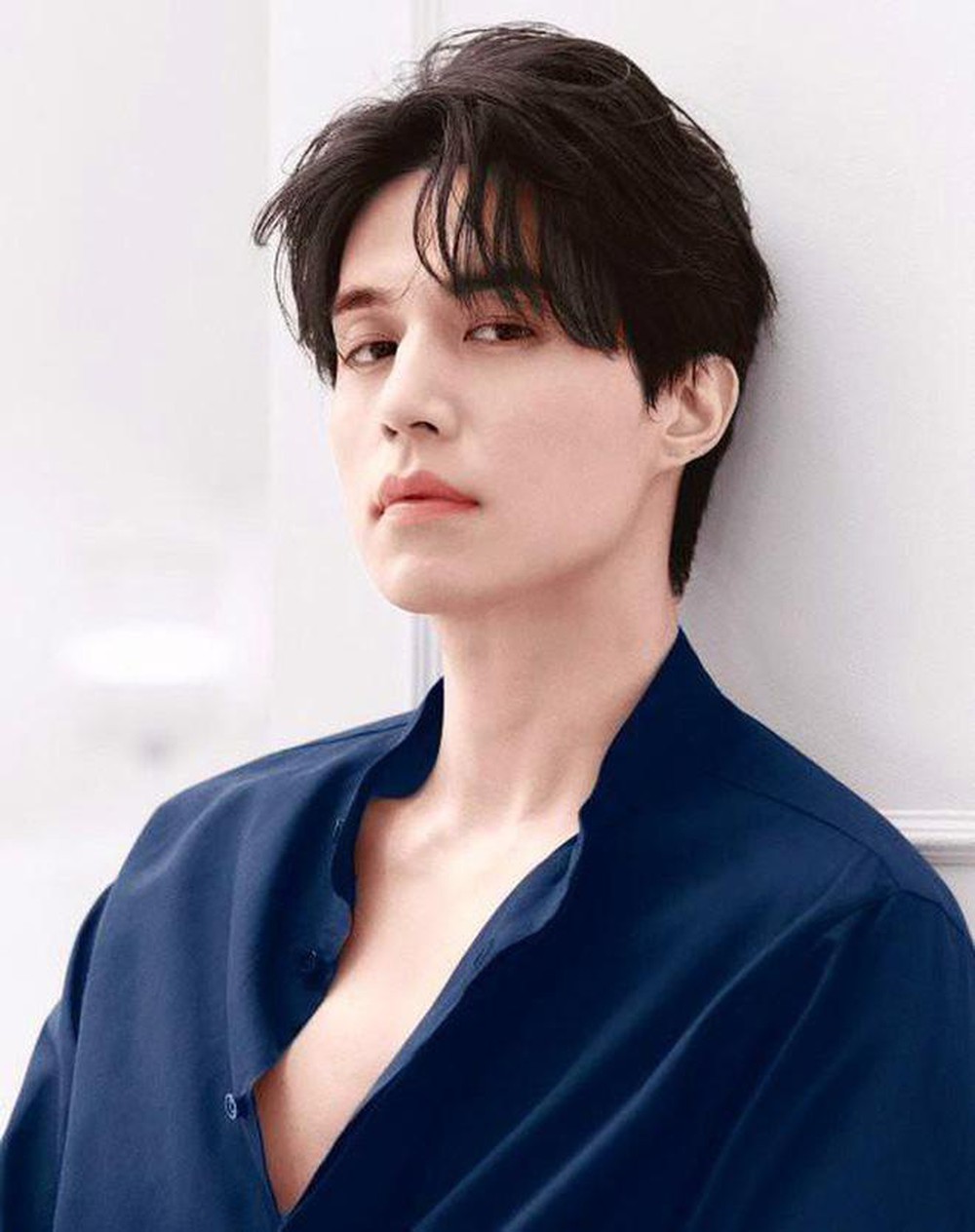 Lee Dong Wook.