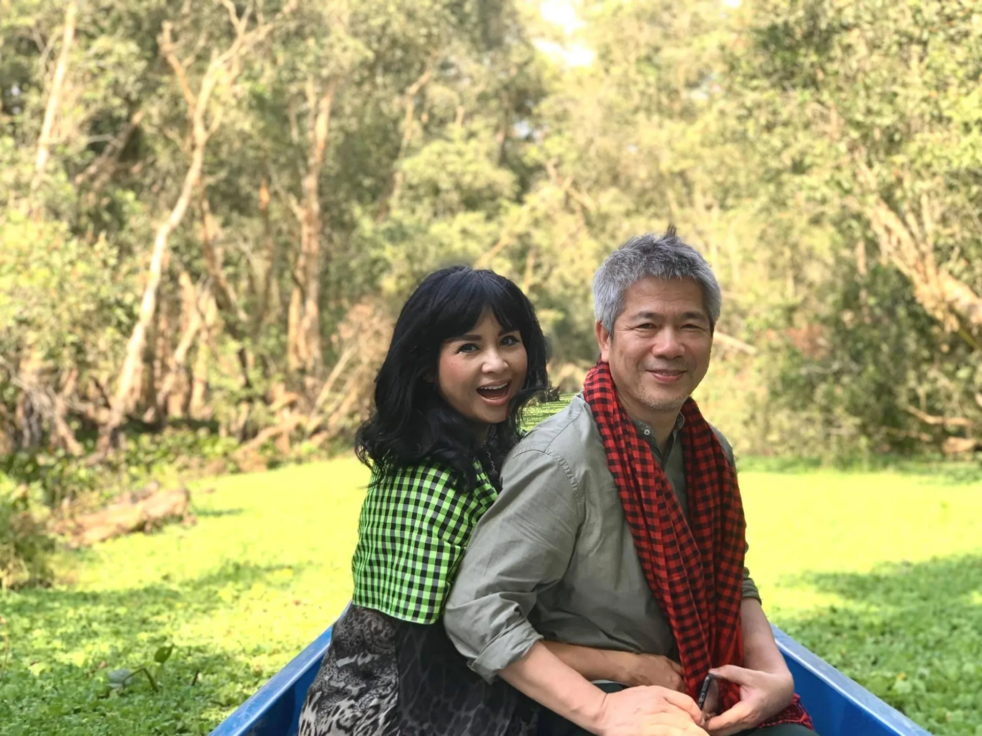 Diva Thanh Lam khoe ảnh tình tứ bên người yêu - Ảnh 5