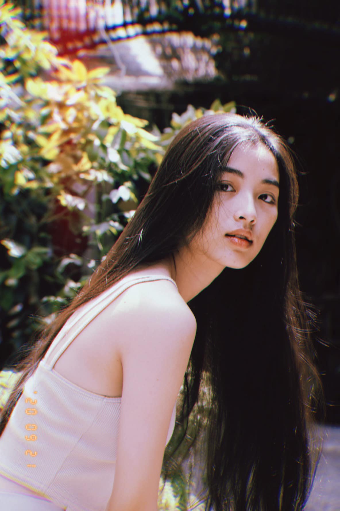 Nhan sắc Lan Thy - nữ sinh Đại học Y vào vai Diễm trong phim 'Em và Trịnh' - Ảnh 4