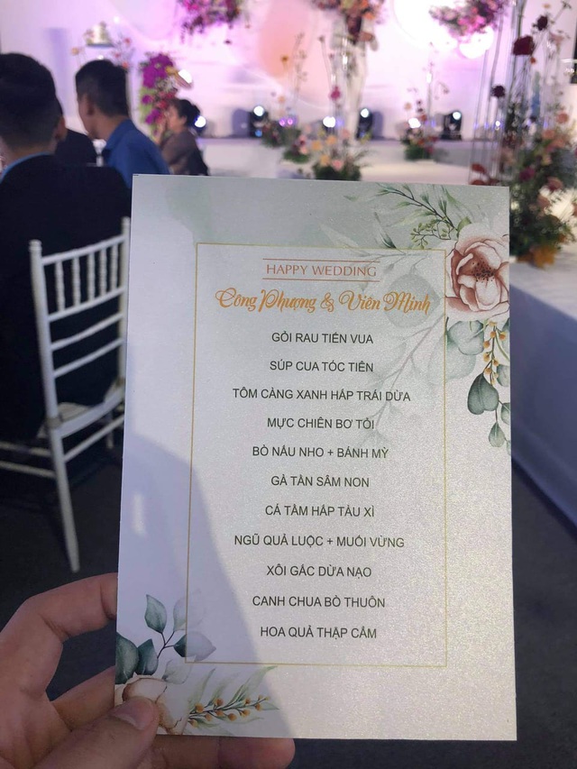 Thực đơn tiệc cưới của Công Phượng tại Nghệ An.