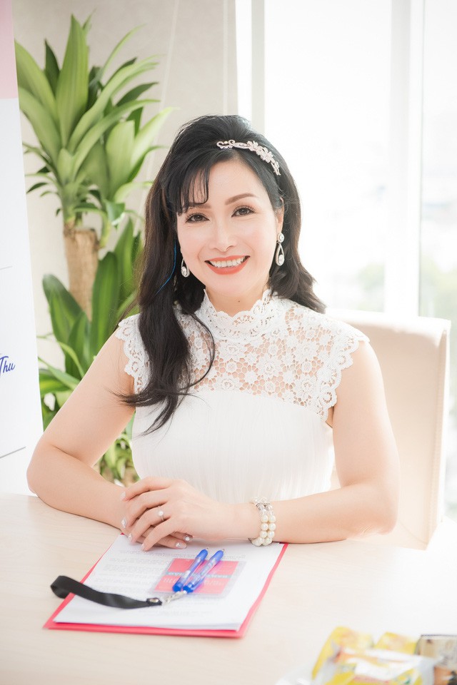 Tuổi 50 của Hoa hậu Việt Nam cao 1m58, thấp nhất lịch sử sắc đẹp Việt - Ảnh 4
