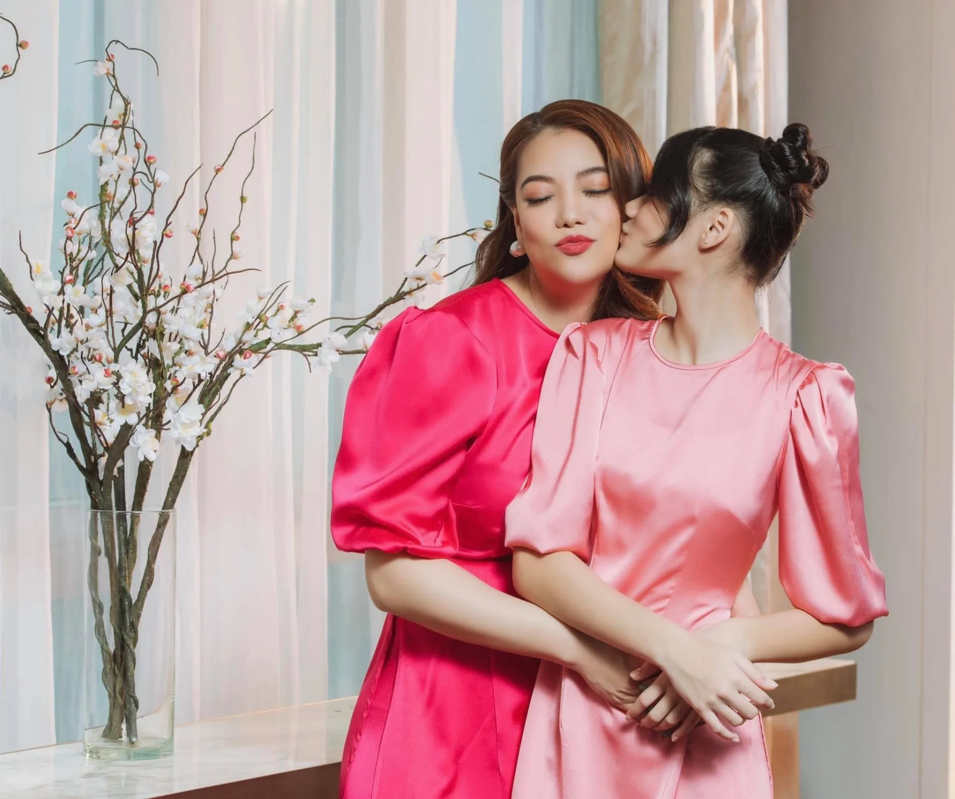 Con gái Trương Ngọc Ánh: Thành thạo 3 ngôn ngữ, ra dáng 