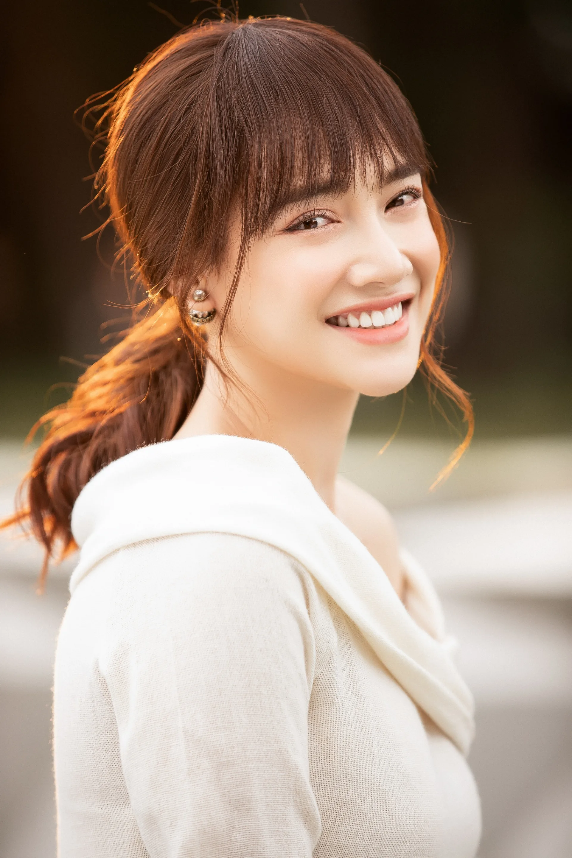 Sự thay đổi ngoại hình chóng mặt của Nhã Phương, từ hot girl mũm mĩm đến 