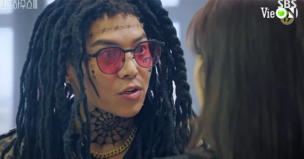 "Penthouse 3" tập 2: Cheon Seo Jin biến Joo Dan Tae thành nô lệ, Logan Lee "tái sinh"