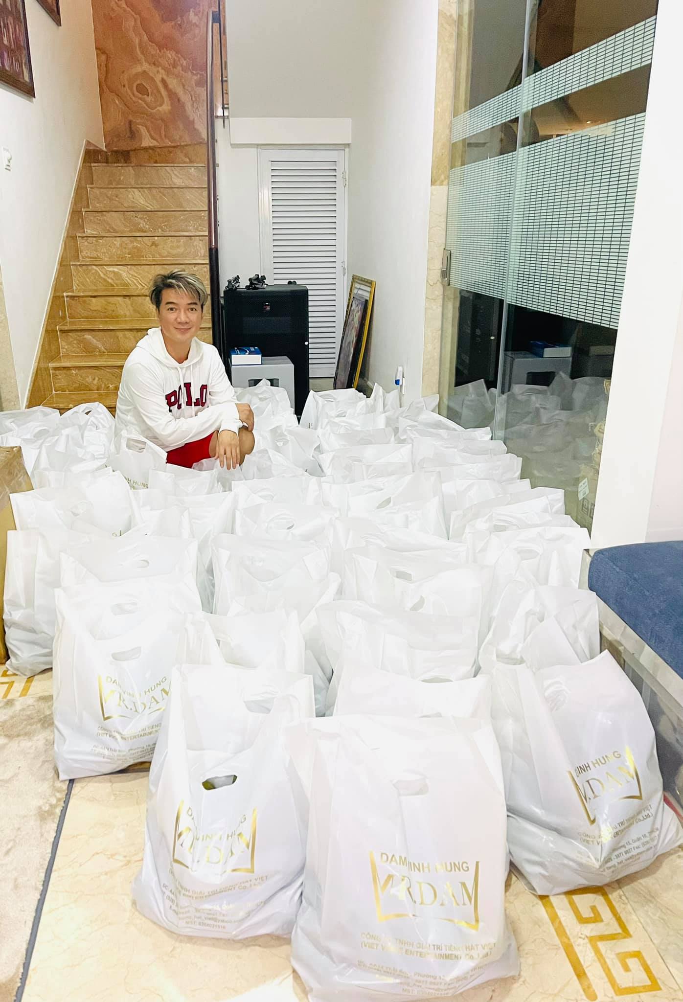 Đàm Vĩnh Hưng mua 500 kg cam ủng hộ nông dân Bình Dương  - Ảnh 3