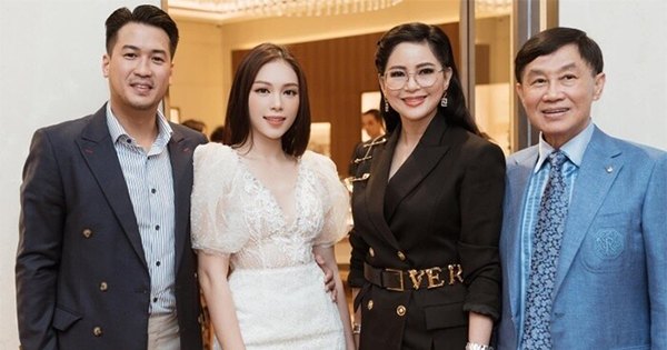 Linh Rin tự hào khoe được bạn trai Phillip Nguyễn chiều chuộng từng li từng tí