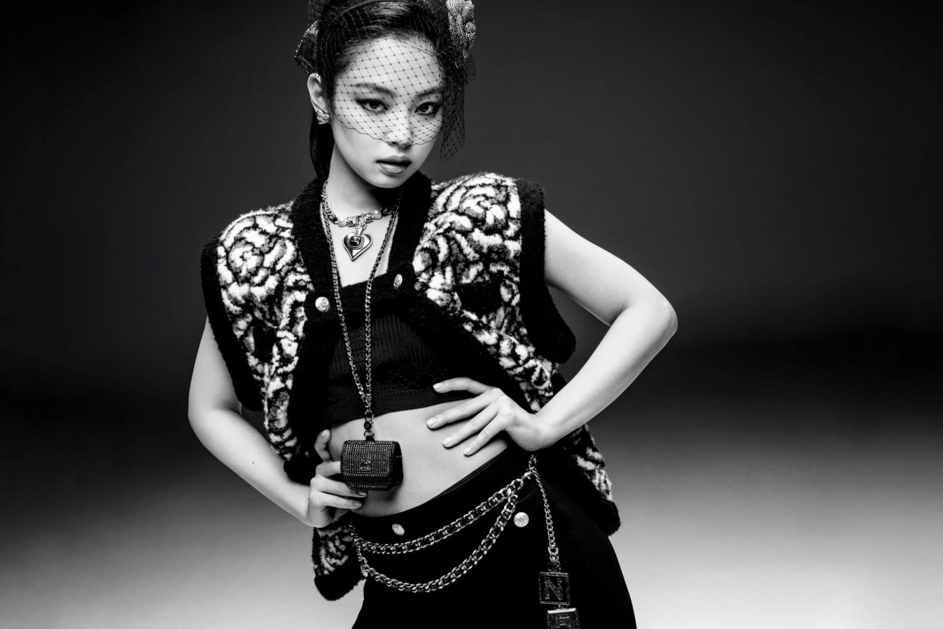 Jennie (BLACKPINK) trở thành gương mặt đại diện cho chiến dịch toàn cầu 'Coco Neige' của Chanel  - Ảnh 3