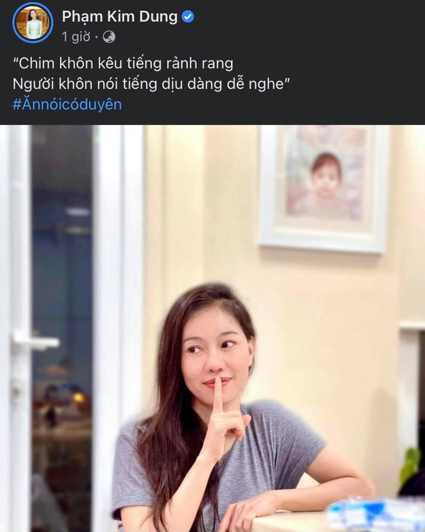 'Bà trùm Hoa hậu' Phạm Kim Dung cùng các người đẹp thuộc công ty Sen Vèn đăng tải trạng thái với hashtag 'Ăn nói có duyên'.