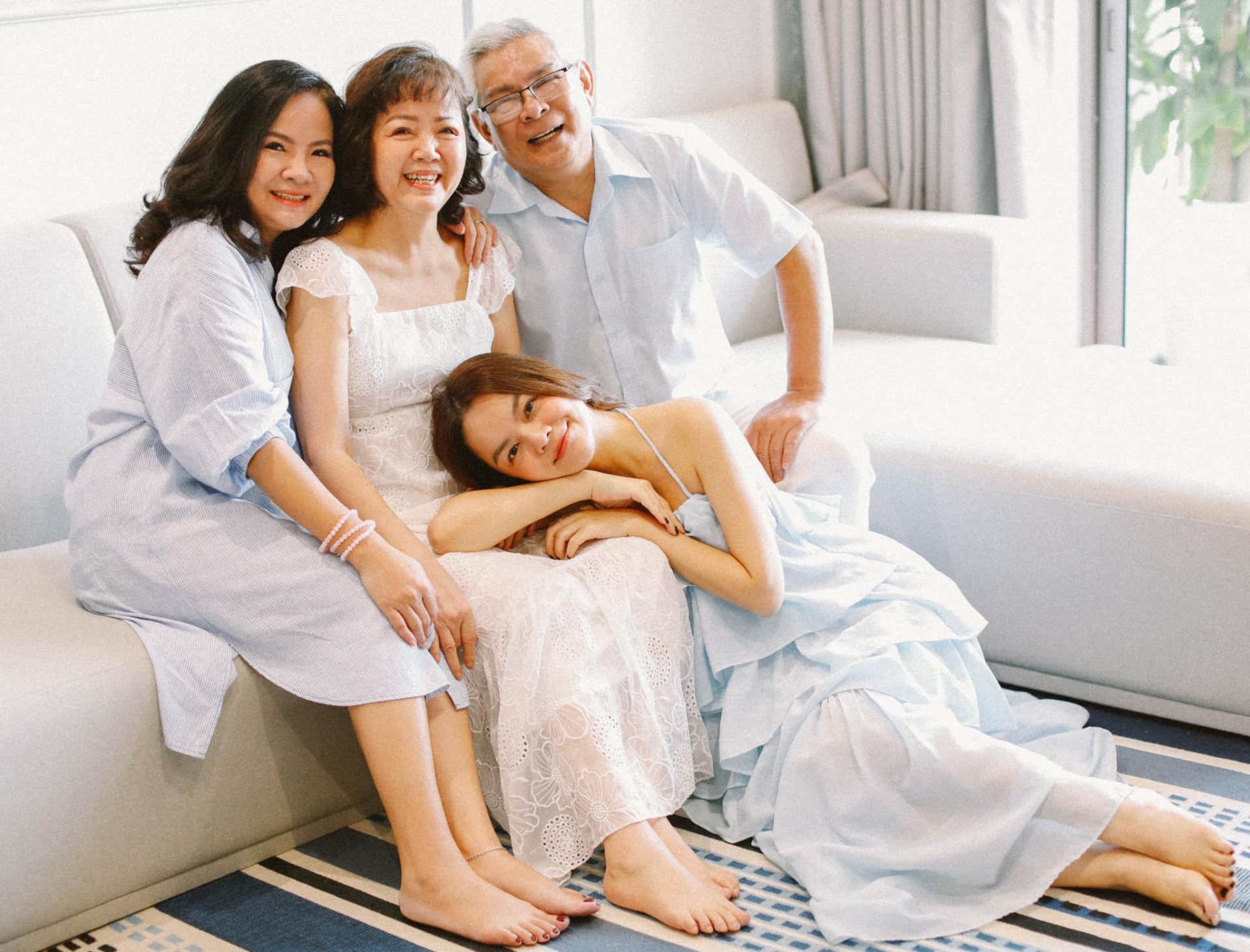 Gia đình hạnh phúc của Phạm Quỳnh Anh.