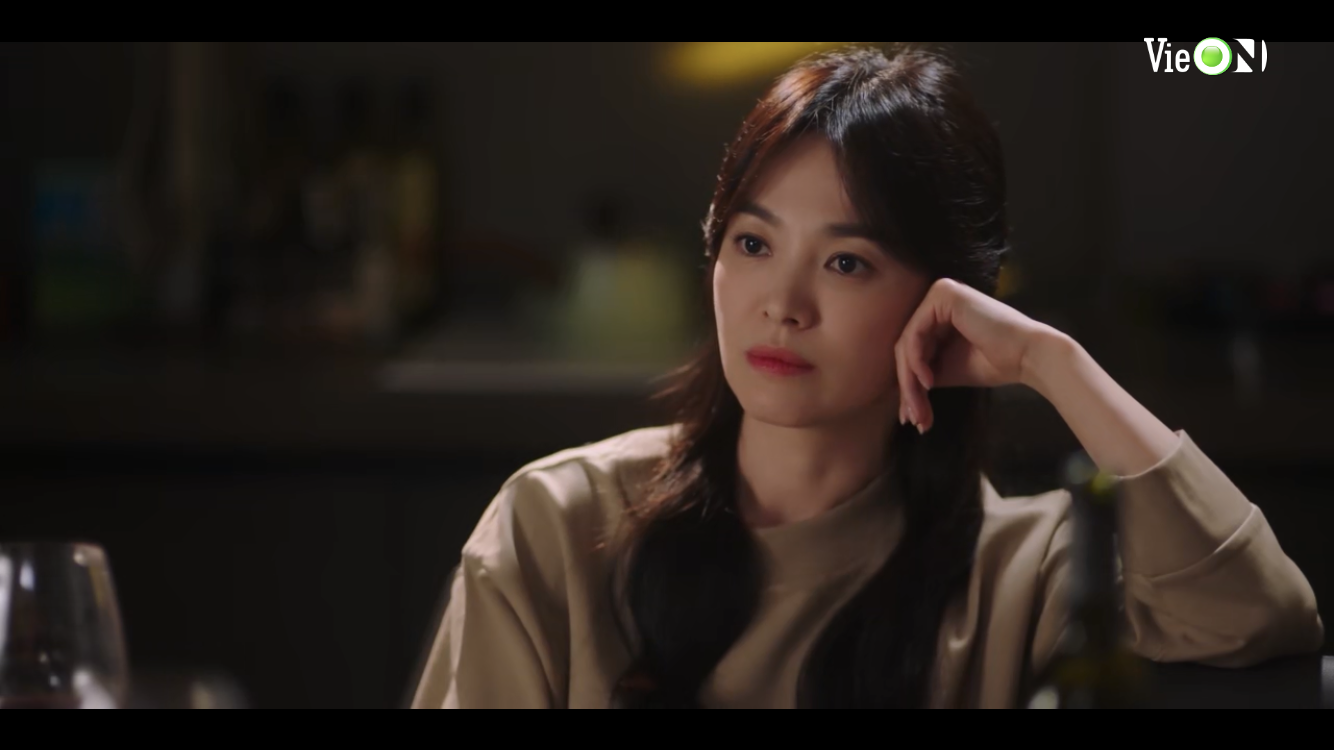 Young Eun mủi lòng trước tình cảm của Jae Guk và quyết định hẹn hò với anh.