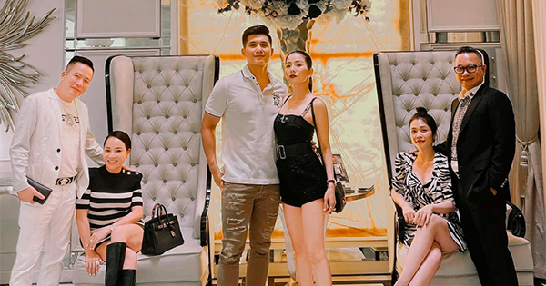 Lệ Quyên dẫn bạn tới nhà trải nghiệm dinh thự dát vàng lộng lẫy như cung điện