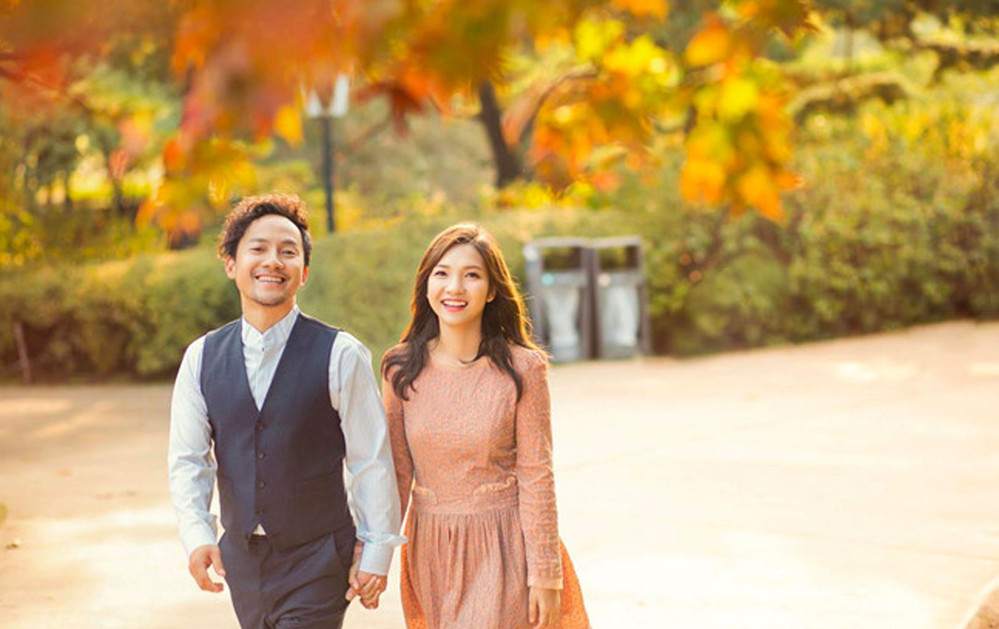Tiến Đạt bên bà xã Thụy Vy.