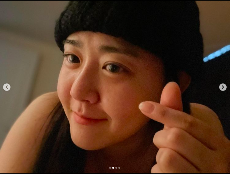 Mặt mộc mịn màng, trẻ trung của 'em gái quốc dân' Moon Geun Young ở tuổi U40 - Ảnh 3