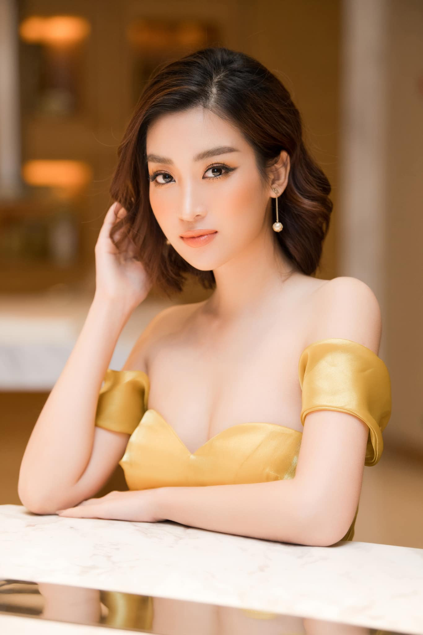 Đỗ Mỹ Linh là ai? Hoa hậu Việt Nam vướng nghi vấn hẹn hò 'thiếu gia nghìn tỷ' nhà bầu Hiển - Ảnh 10