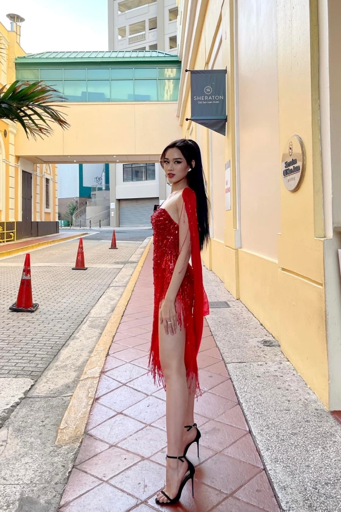 Hôm qua sao làm gì (18/3): Đỗ Thị Hà lộng lẫy tại tiệc mừng chung kết Miss World - Ảnh 5