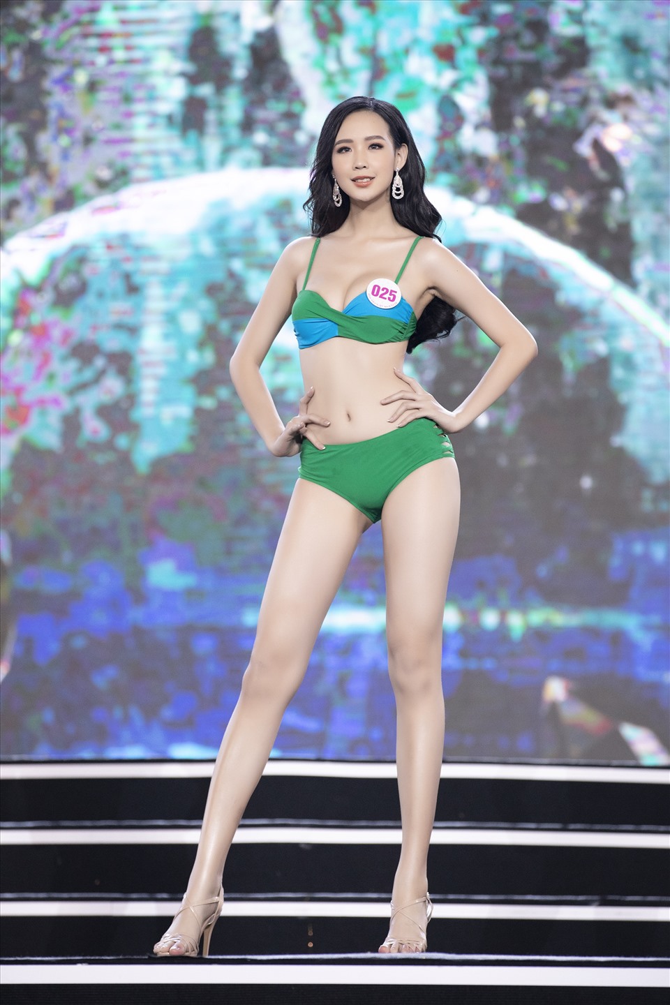 Cô gái đầu tiên vào Top 20 Hoa hậu Thế giới VN 2022: Cao 1m85, trình tiếng Anh bỏ xa Lương Thùy Linh - Ảnh 5