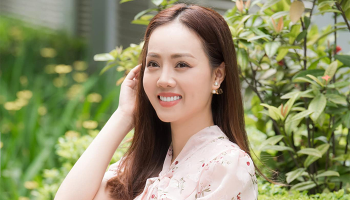 Bà xã kém 15 tuổi của NSND Công Lý bức xúc vì bị cười cợt, nói ác ý