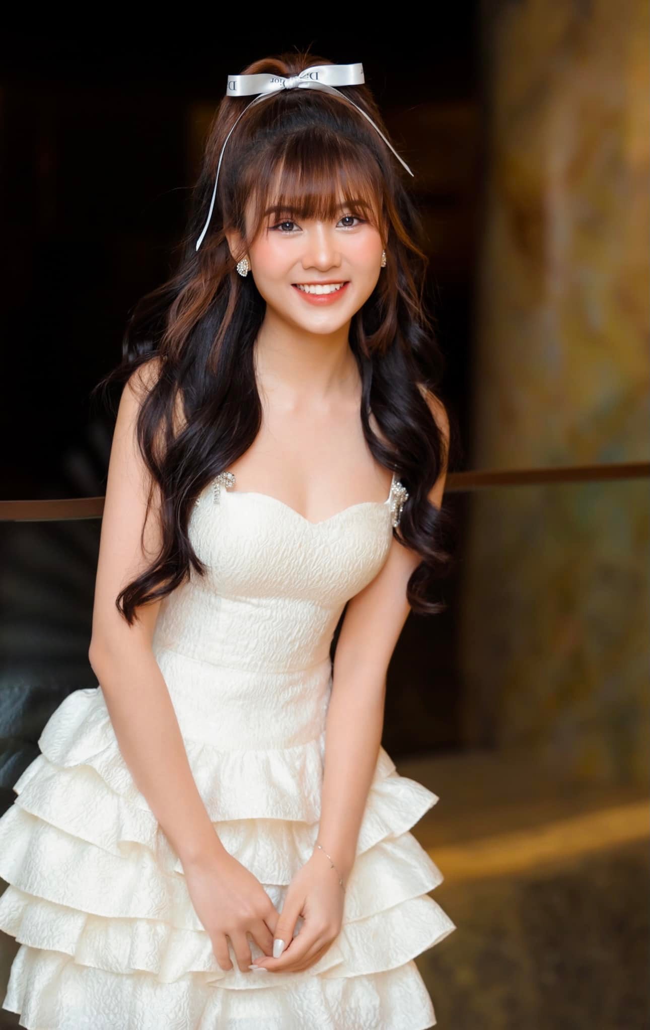 Quỳnh Trang sở hữu nhan sắc xinh đẹp, rạng ngời ở tuổi 21.