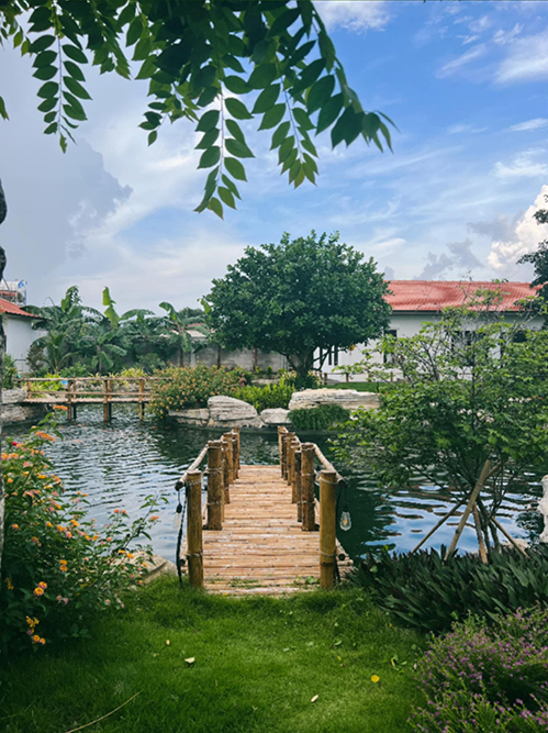 Nhã Phương đón sinh nhật tuổi 32 cùng hội bạn thân ở nhà vườn tiền tỷ - Ảnh 8