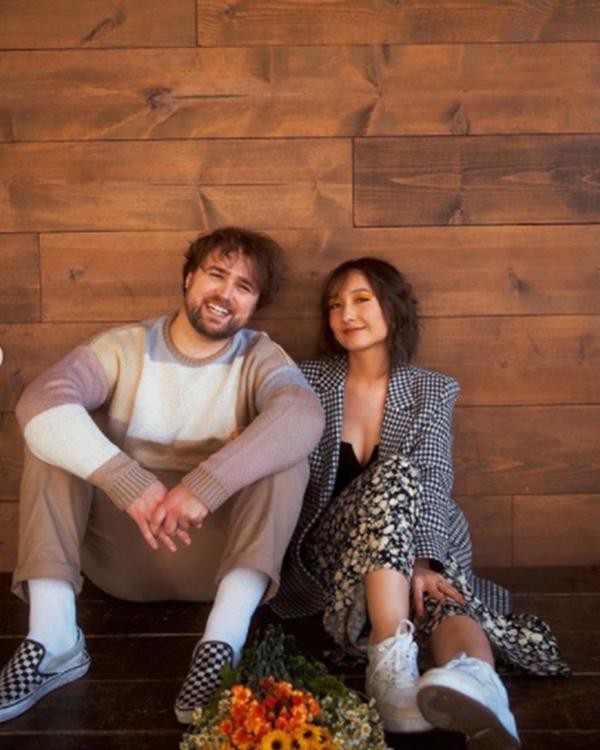 Hôm qua sao làm gì (20/5) - Ảnh 11