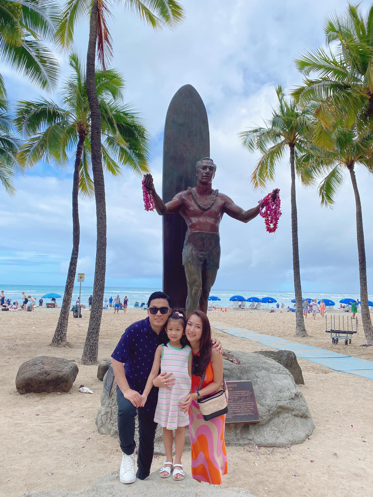 Hôm qua sao làm gì (20/5) - Ảnh 3