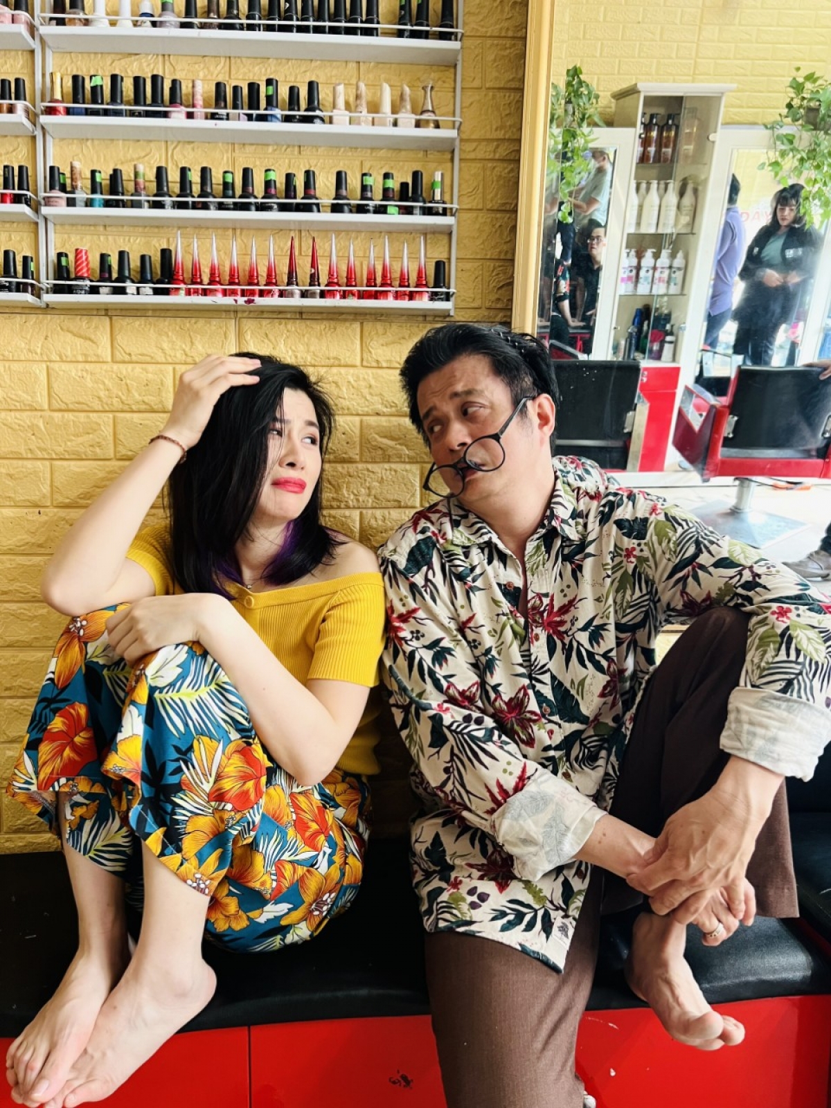 Lộ clip cậu Vượng bị giang hồ đòi nọ, bà Nga phải 