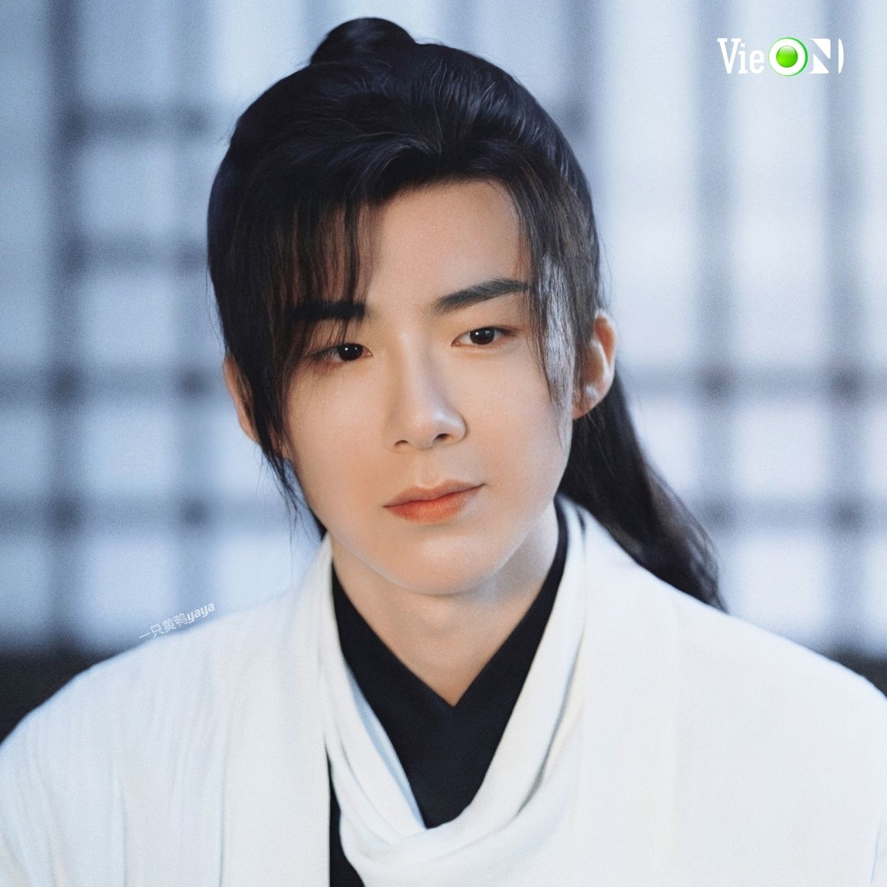 Dương Siêu Việt cùng Lưu Vũ Ninh đóng phim của đạo diễn “Đông Cung” - Ảnh 2