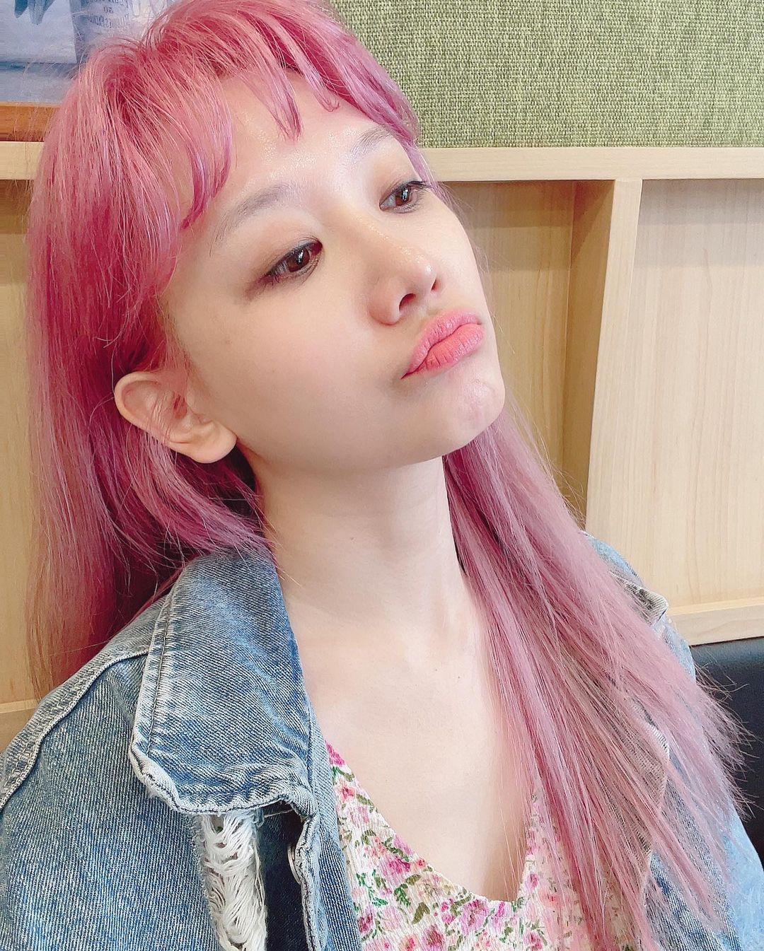 Hôm qua sao làm gì (22/5) - Ảnh 10