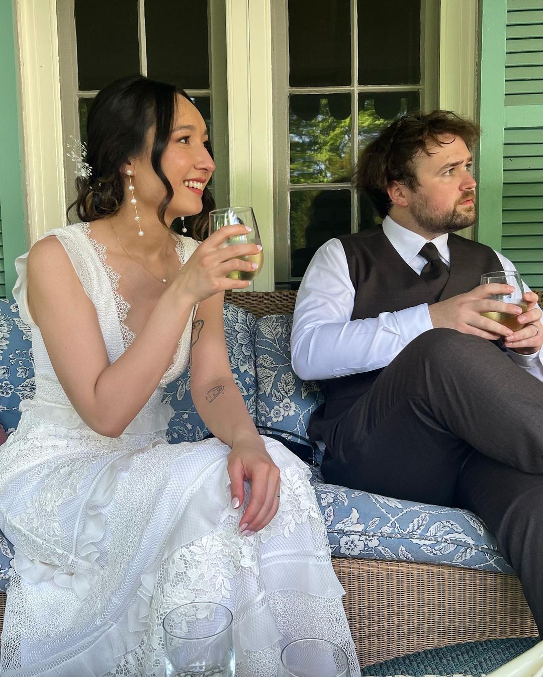 Con gái cả diva Mỹ Linh tung loạt ảnh cưới ngọt ngào bên chồng Tây - Ảnh 6