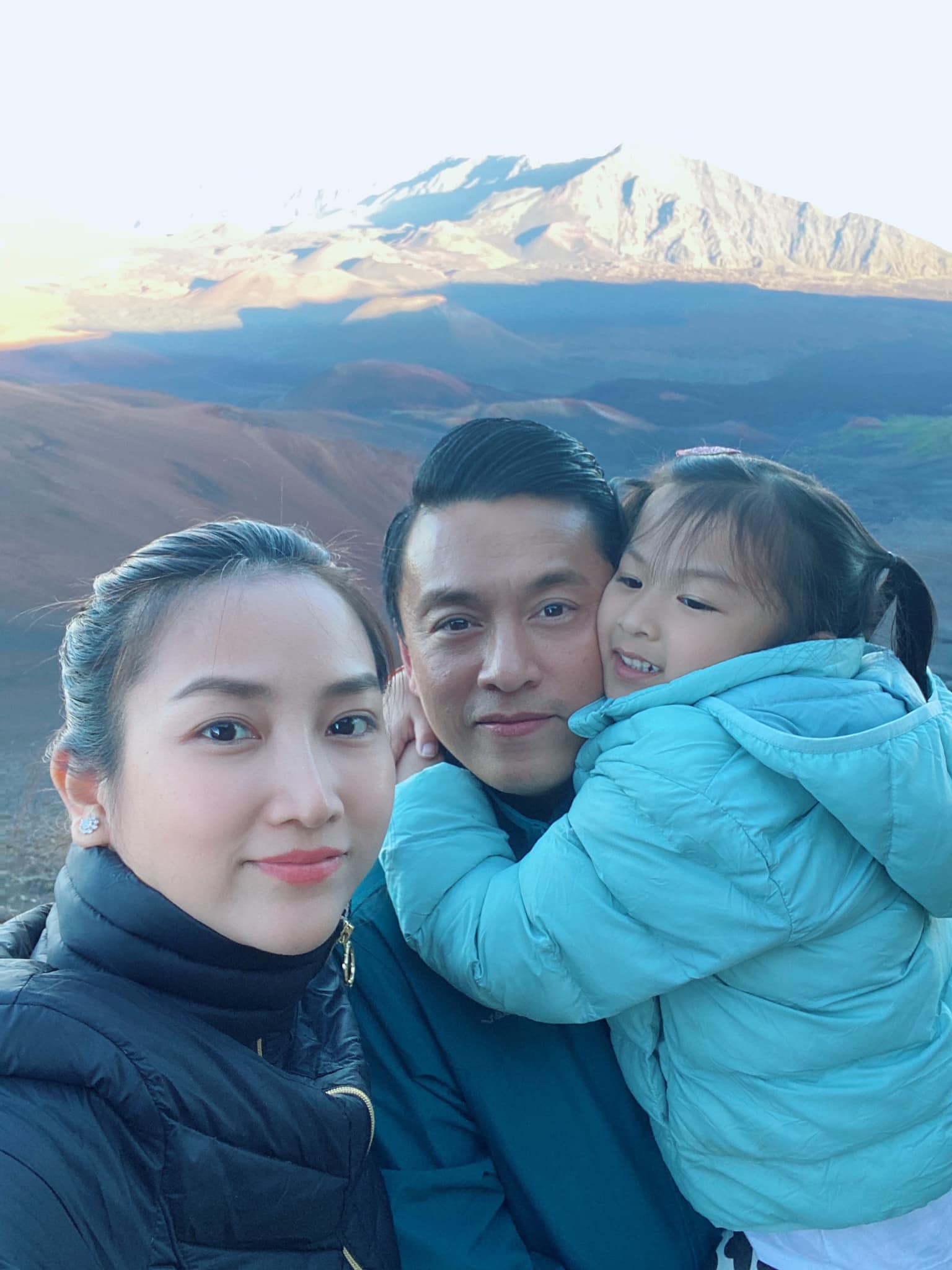 Hôm qua sao làm gì (25/5): Á hậu Ngọc Thảo diện áo tắm khoe dáng nuột tuổi 22 - Ảnh 3