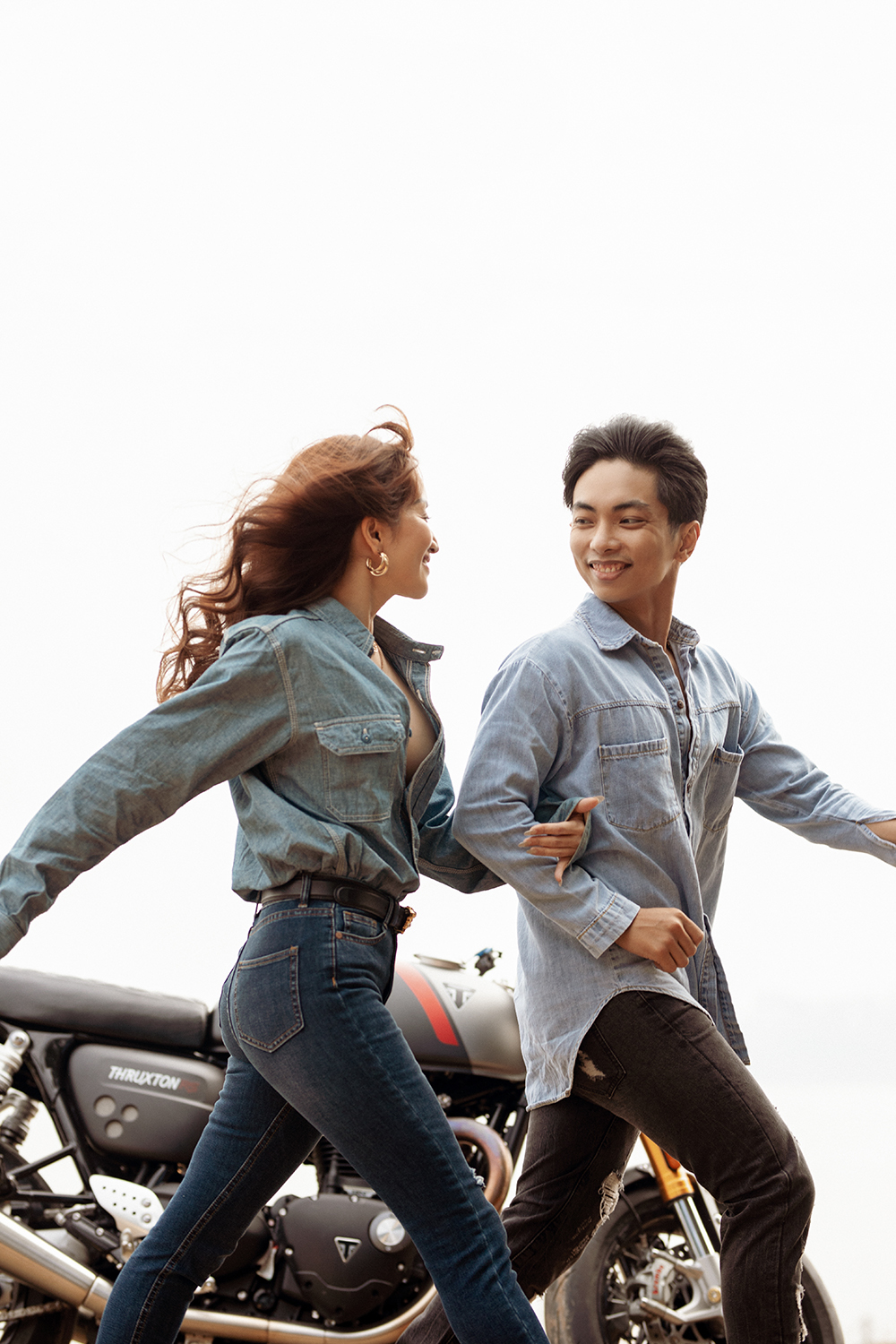 Khánh Thi - Phan Hiển 