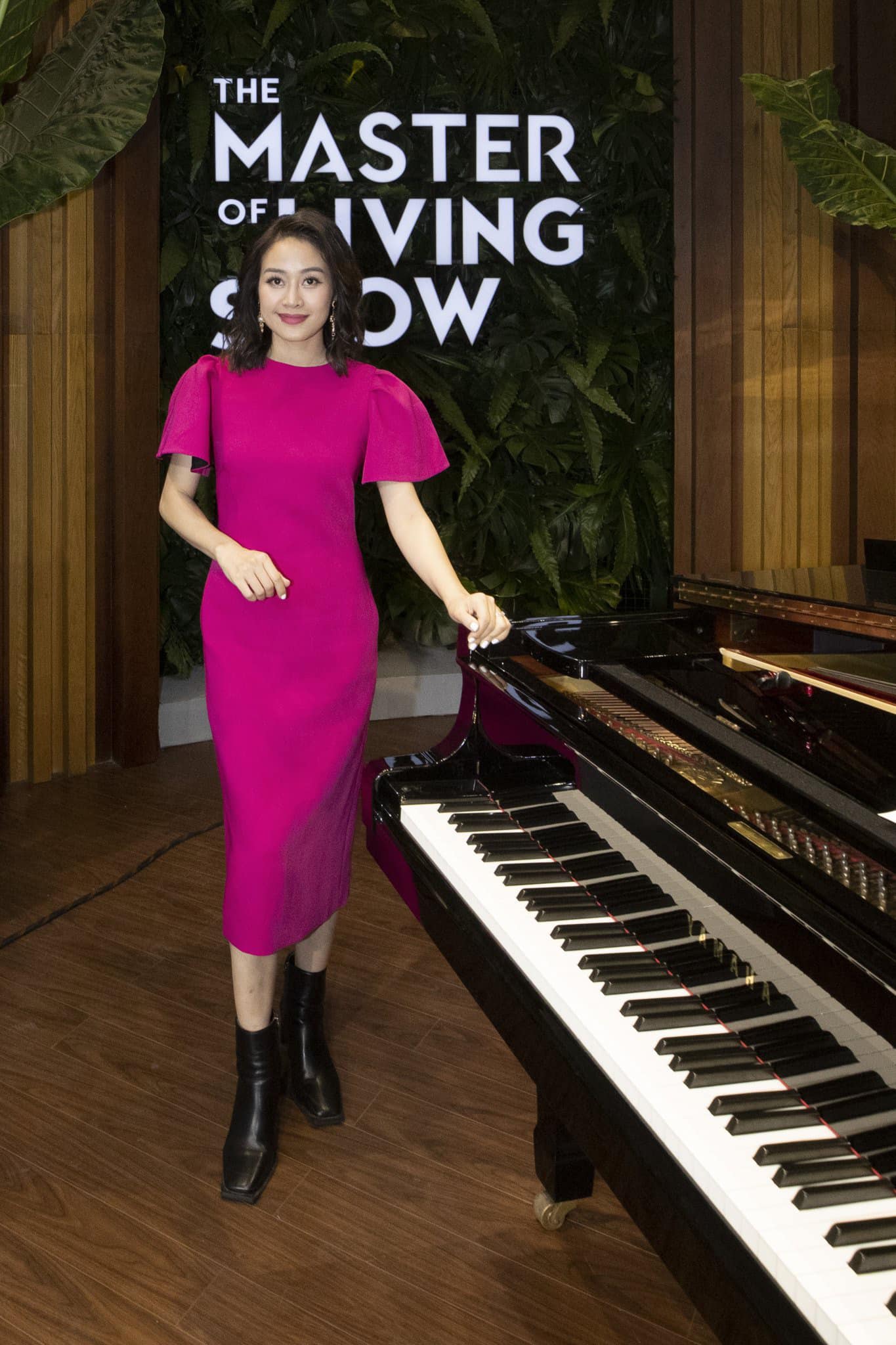 Phí Linh thừa nhận nghề MC 