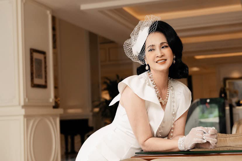 Thoát vai mẹ chồng ghê gớm trong 