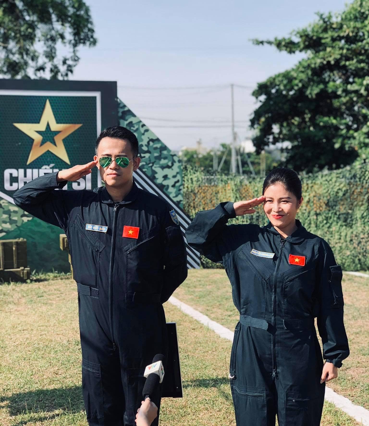 Hôm qua sao làm gì (30/5): - Ảnh 6